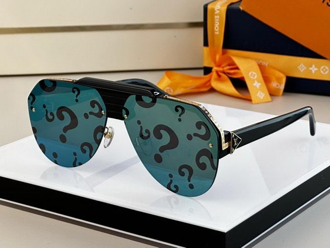 Louis Vuitton Sunglasses ID:20230516-61